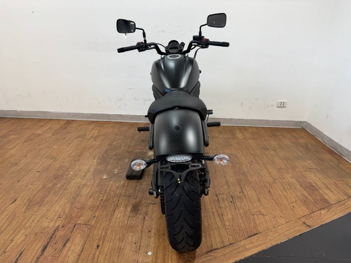 2025 Kawasaki VULCAN S Black