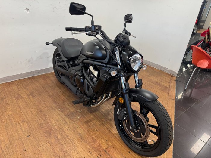 2025 Kawasaki VULCAN S Black