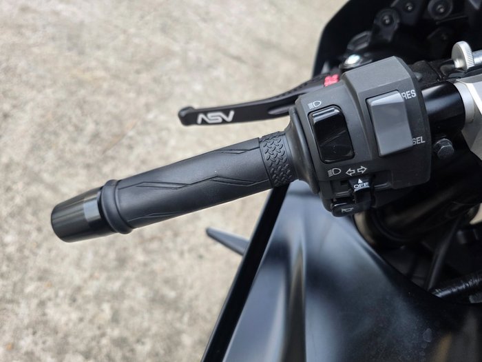 2022 Yamaha YZF-R7LA BLACK