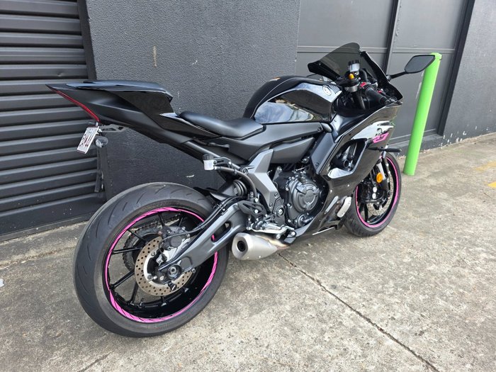 2022 Yamaha YZF-R7LA BLACK