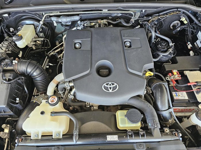 2021 Toyota Hilux Rogue GUN126R 4X4 Dual Range Blue