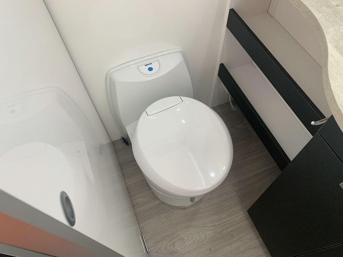 2025 Windsor Daintree 2 Berth