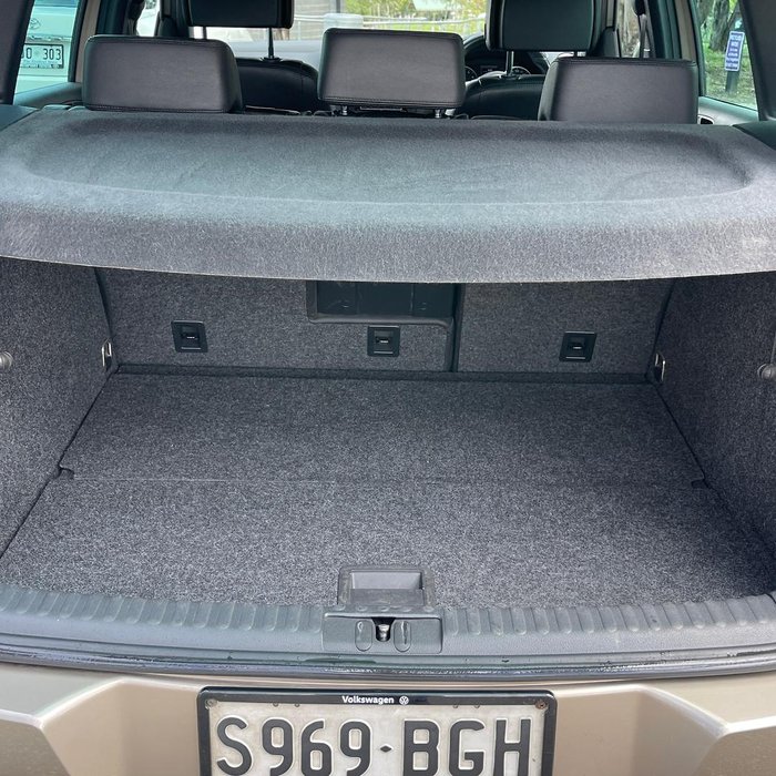 2015 Volkswagen Tiguan 155TSI R-Line