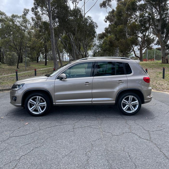 2015 Volkswagen Tiguan 155TSI R-Line