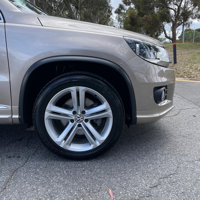 2015 Volkswagen Tiguan 155TSI R-Line