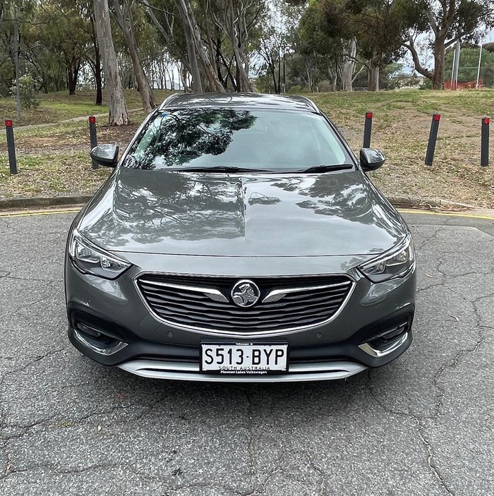 2018 Holden Calais