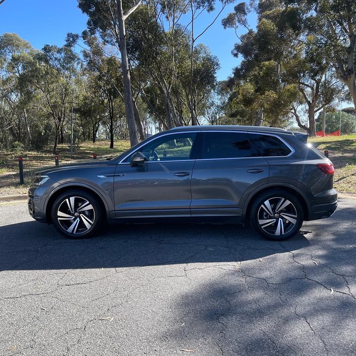 2022 Volkswagen Touareg 210TDI R-Line
