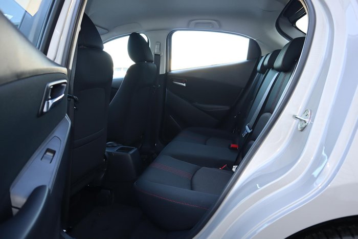 2025 Mazda 2 G15 Evolve