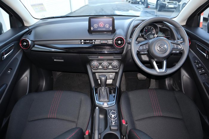 2025 Mazda 2 G15 Evolve