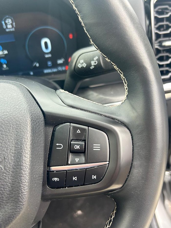 2025 Ford Everest Platinum