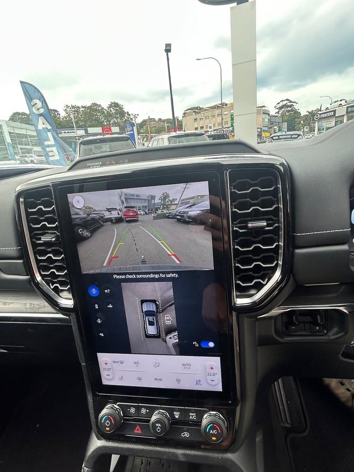 2025 Ford Everest Platinum