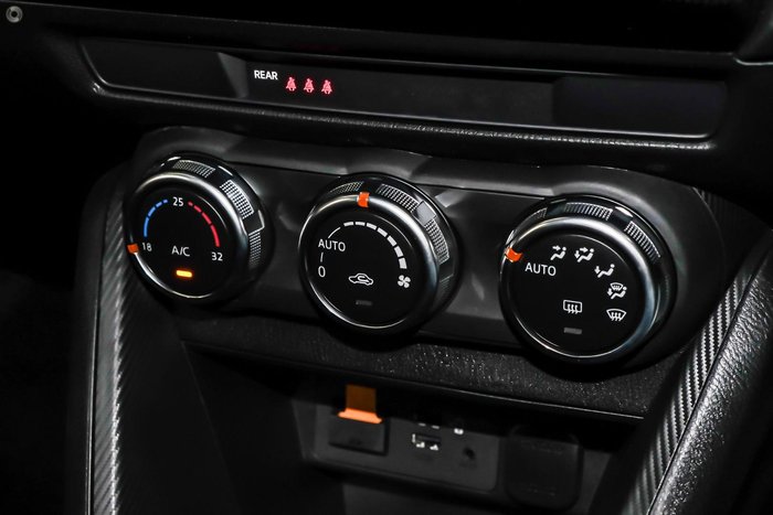 2025 Mazda 2 G15 Evolve