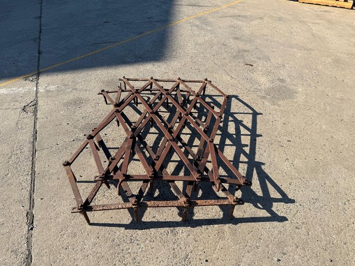 2005 Murray Ag Diamond Harrows