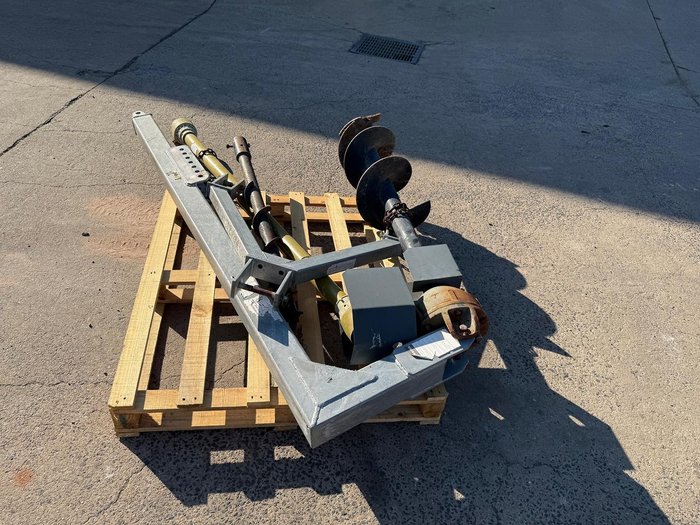 2010 Daken 3Pl Post Hole Digger