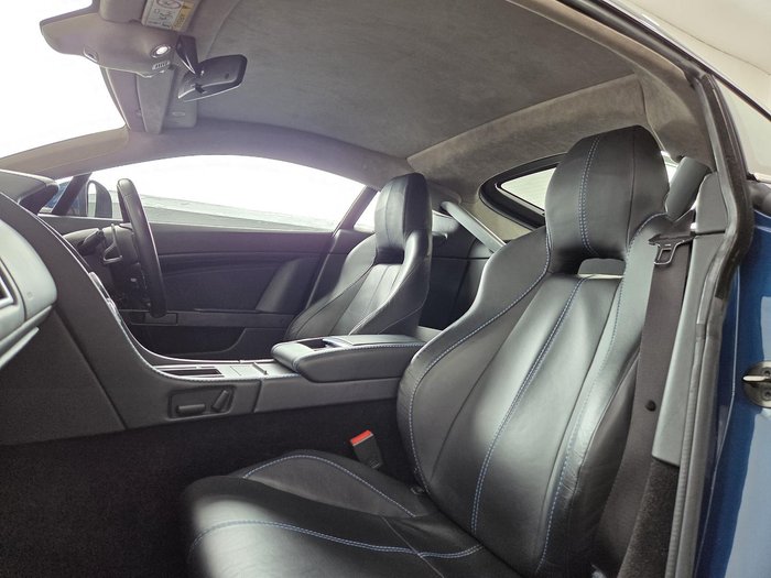 2016 Aston Martin V8 Vantage