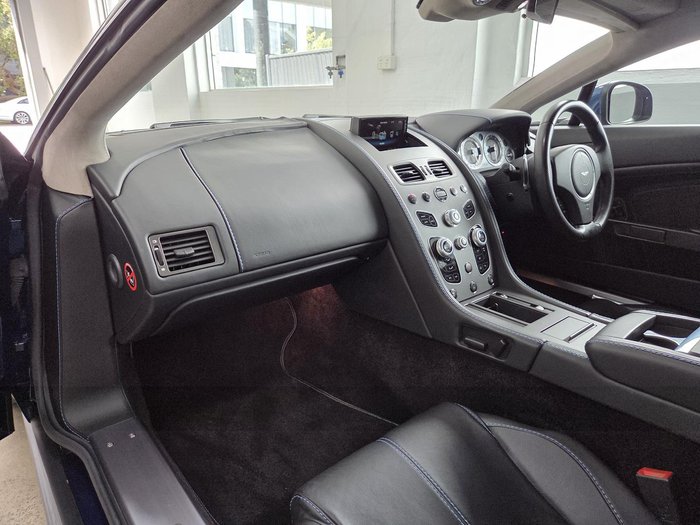 2016 Aston Martin V8 Vantage