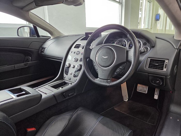 2016 Aston Martin V8 Vantage