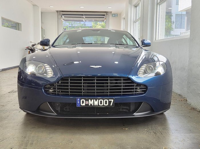 2016 Aston Martin V8 Vantage