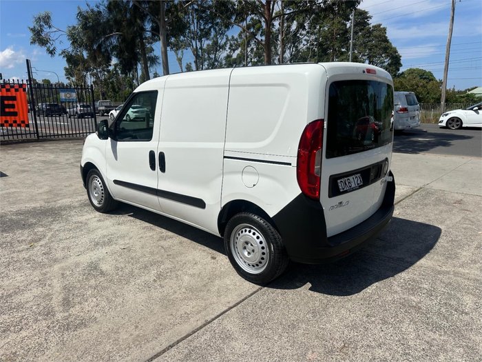 2016 FIAT DOBLO SWB (LOW)
