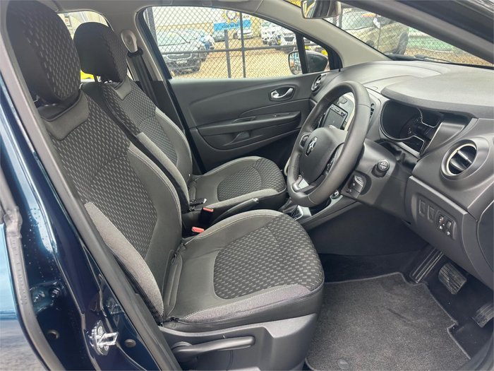 2017 RENAULT CAPTUR ZEN