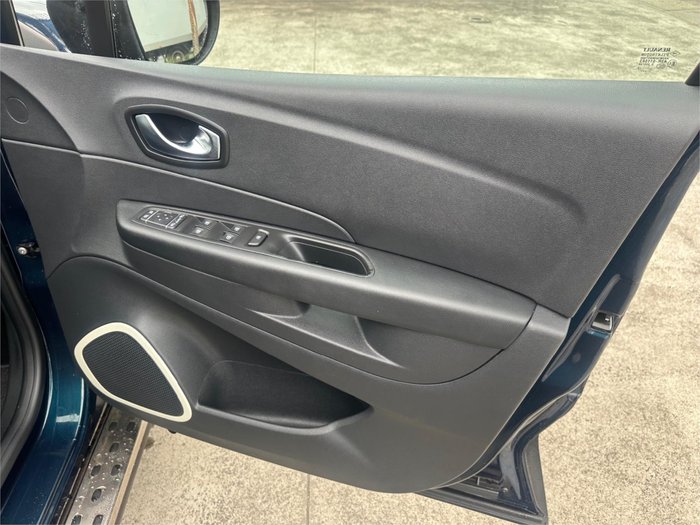 2017 RENAULT CAPTUR ZEN