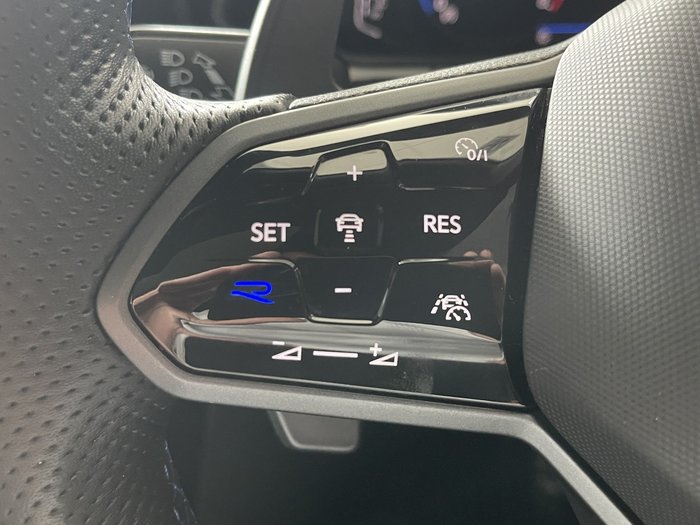 2023 Volkswagen T-Roc R