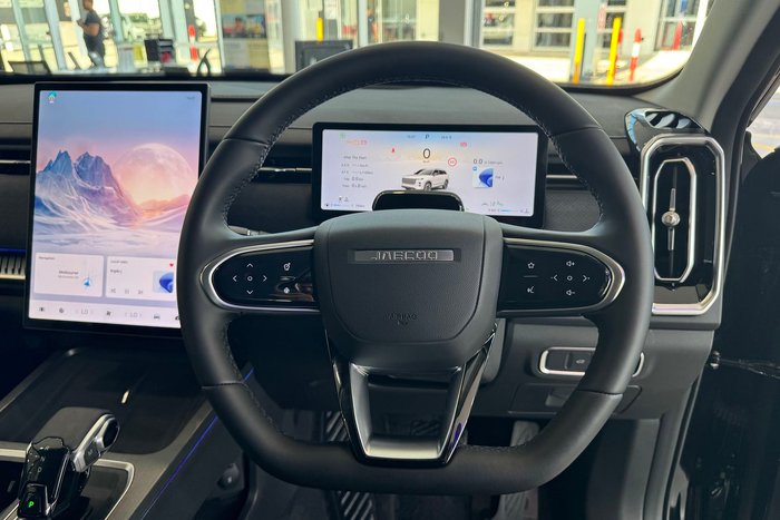 2025 Jaecoo J7 Track