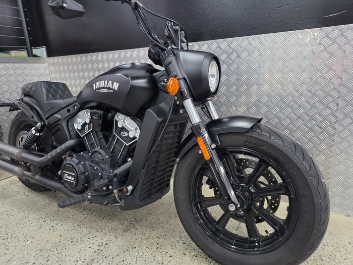 2019 INDIAN SCOUT BOBBER THUNDER BLACK BLACK