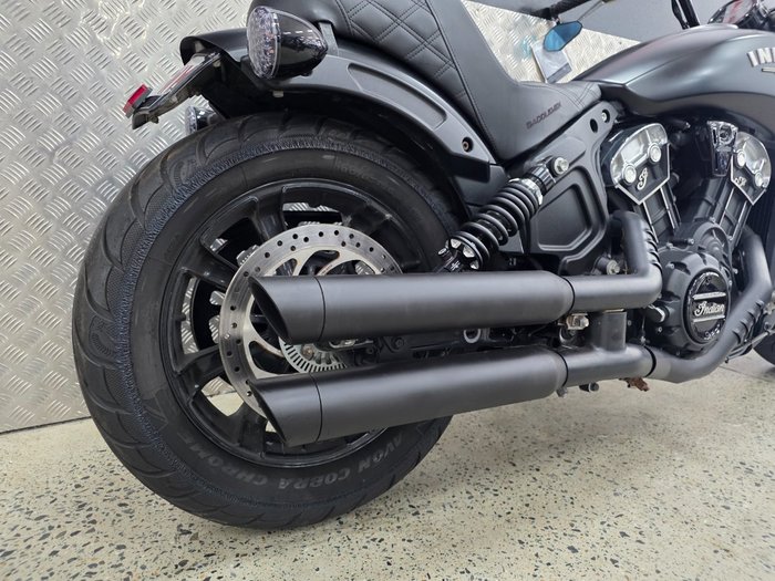 2019 INDIAN SCOUT BOBBER THUNDER BLACK BLACK