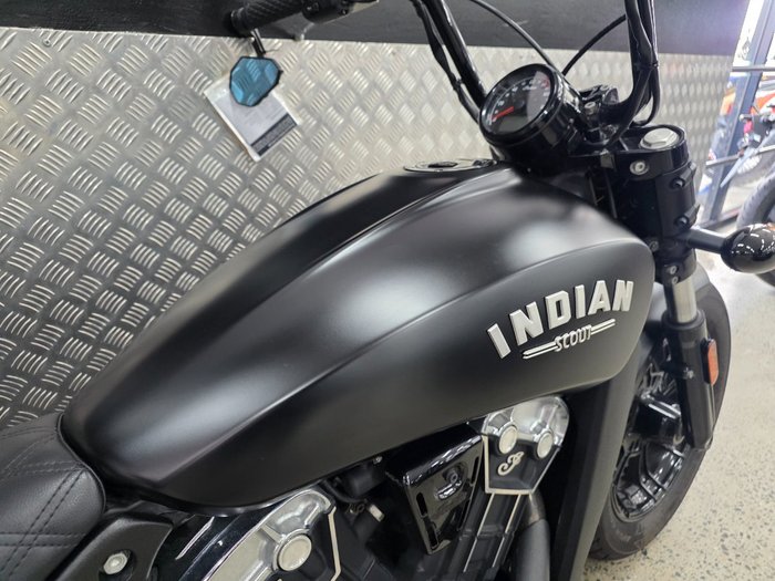 2019 INDIAN SCOUT BOBBER THUNDER BLACK BLACK