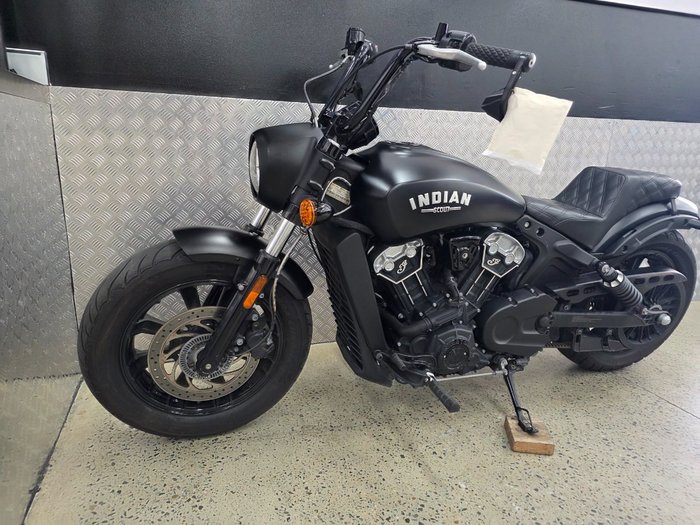 2019 INDIAN SCOUT BOBBER THUNDER BLACK BLACK