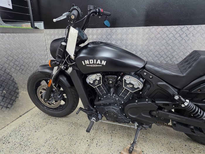 2019 INDIAN SCOUT BOBBER THUNDER BLACK BLACK