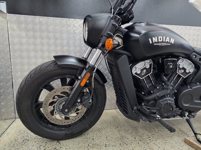 2019 INDIAN SCOUT BOBBER THUNDER BLACK BLACK