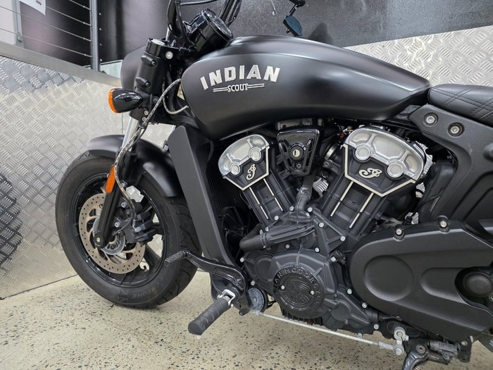 2019 INDIAN SCOUT BOBBER THUNDER BLACK BLACK