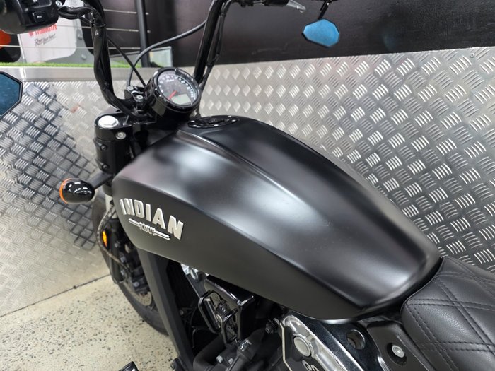 2019 INDIAN SCOUT BOBBER THUNDER BLACK BLACK