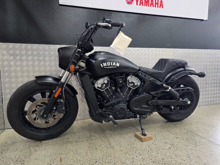 2019 INDIAN SCOUT BOBBER THUNDER BLACK BLACK