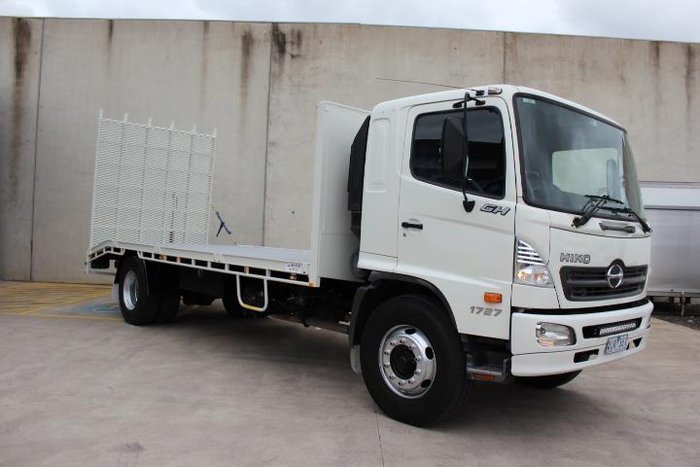 2006 Hino Fg 500 Series FG WHITE