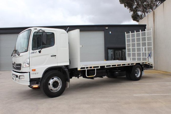 2006 Hino Fg 500 Series FG WHITE