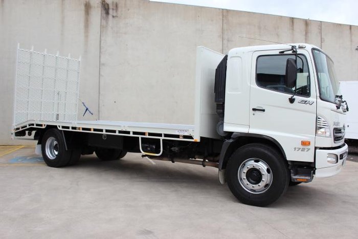 2006 Hino Fg 500 Series FG WHITE