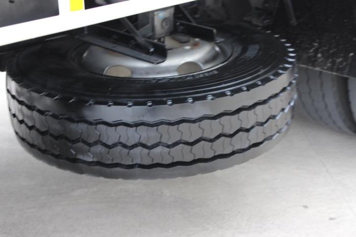 2006 Hino Fg 500 Series FG WHITE