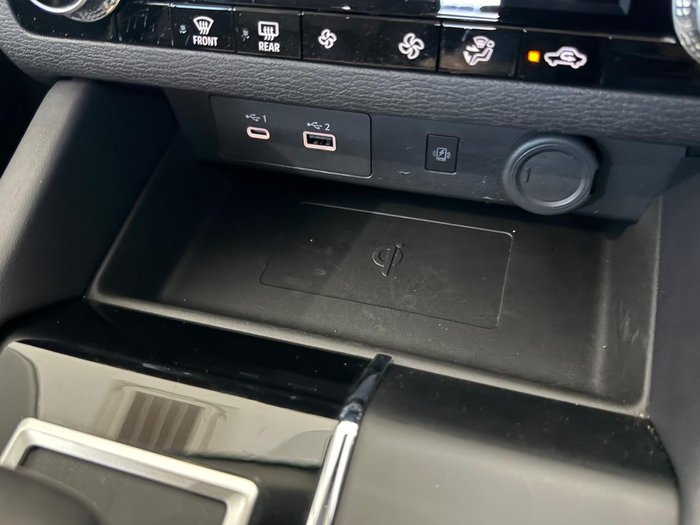 2022 Mitsubishi Outlander LS