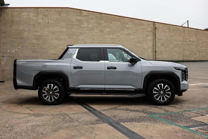 2025 MG MGU9 Explore X