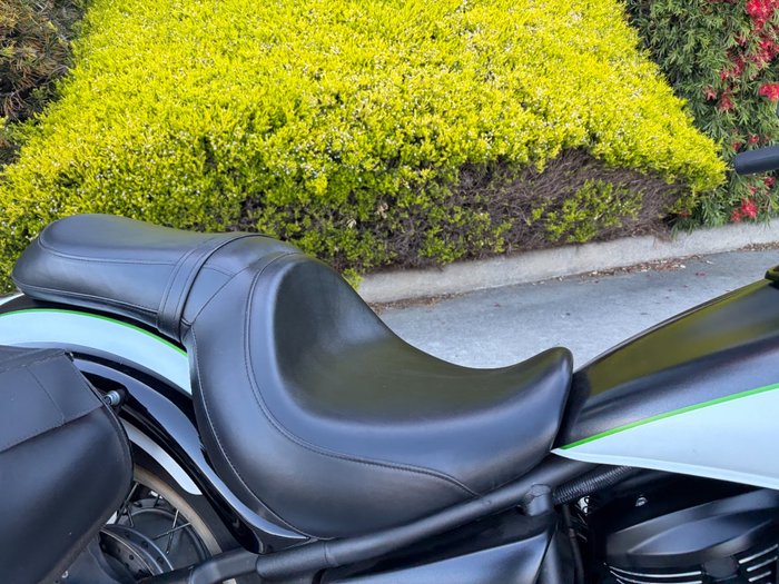 2015 Kawasaki VULCAN 900 CUSTOM White