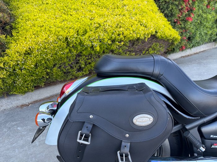 2015 Kawasaki VULCAN 900 CUSTOM White