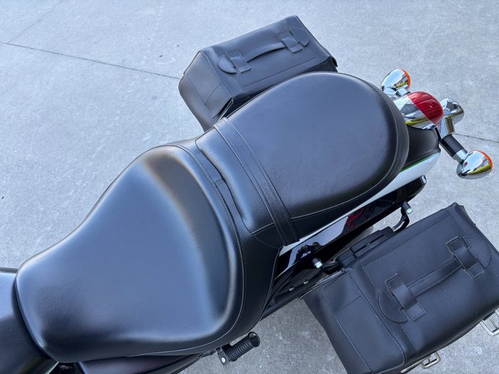 2015 Kawasaki VULCAN 900 CUSTOM White