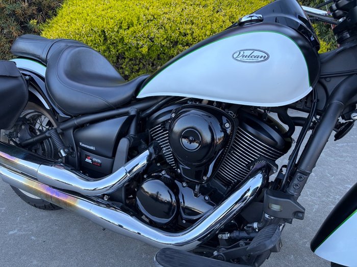 2015 Kawasaki VULCAN 900 CUSTOM White