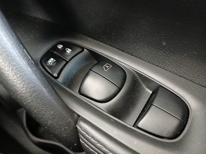 2021 Nissan X-TRAIL ST-L