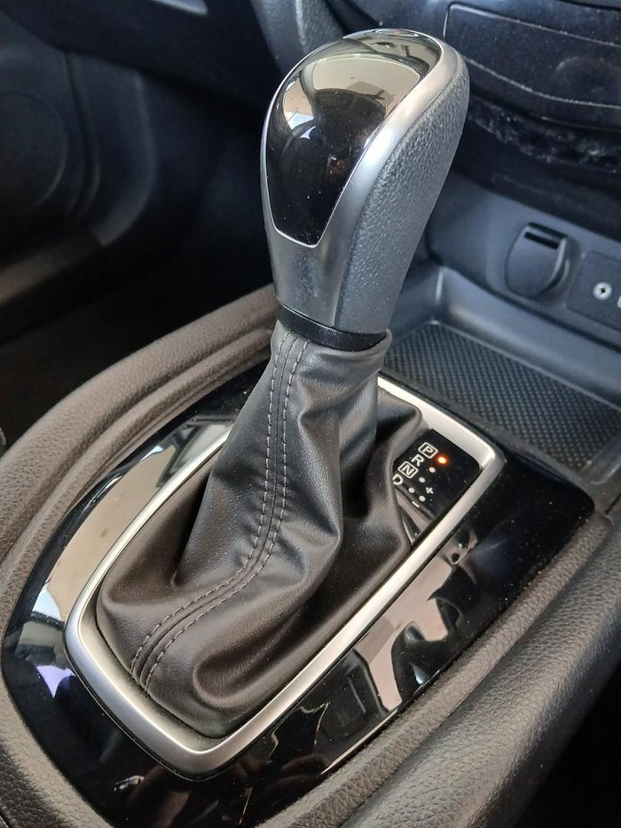 2021 Nissan X-TRAIL ST-L