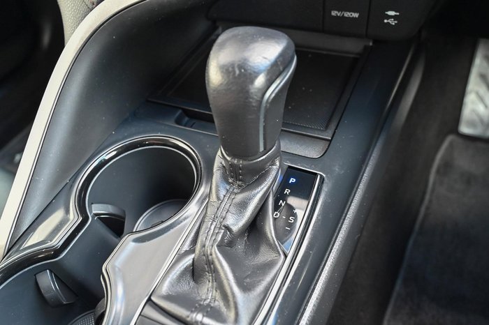 2020 Toyota Camry Ascent Sport AXVH70R Frosted White