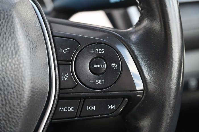 2020 Toyota Camry Ascent Sport AXVH70R Frosted White